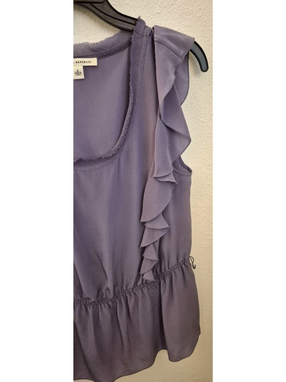 Banana Republic 100% Silk Lavender Short Flutter Sleeve Ruffled Blouse Sz S EUC - Picture 5 of 8